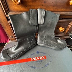prada boots